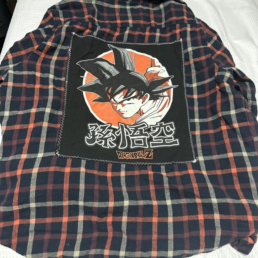 Blue Cloudveil Men’s Dragonball Z Button Down Shirt Size XL Plaid